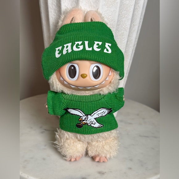 Labubu Outfit Set EAGLES 🦅 - choose your color - handmade - Picture 2 of 3